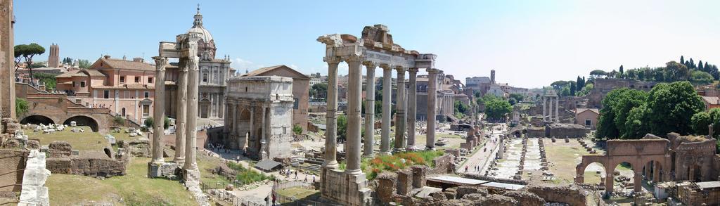 Casa Vacanze Colosseum By Alice روما المظهر الخارجي الصورة