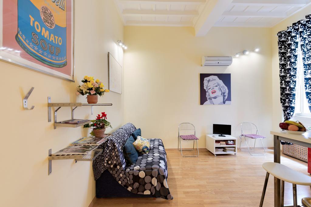 Casa Vacanze Colosseum By Alice روما المظهر الخارجي الصورة